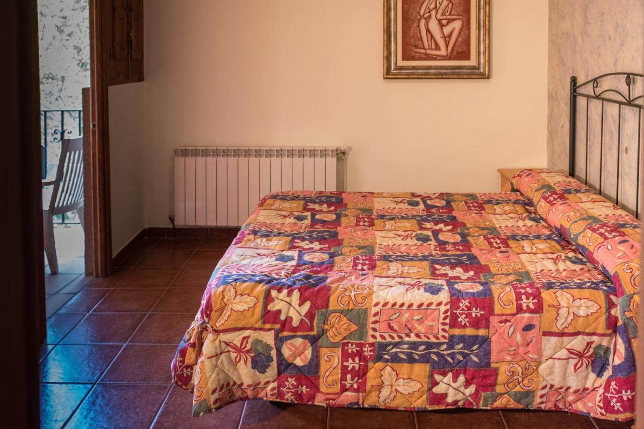 Hospedaje Rural Casa Parri Poveda de la Sierra Kültér fotó