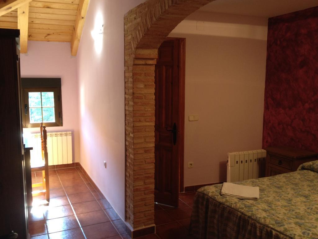Hospedaje Rural Casa Parri Poveda de la Sierra Szoba fotó